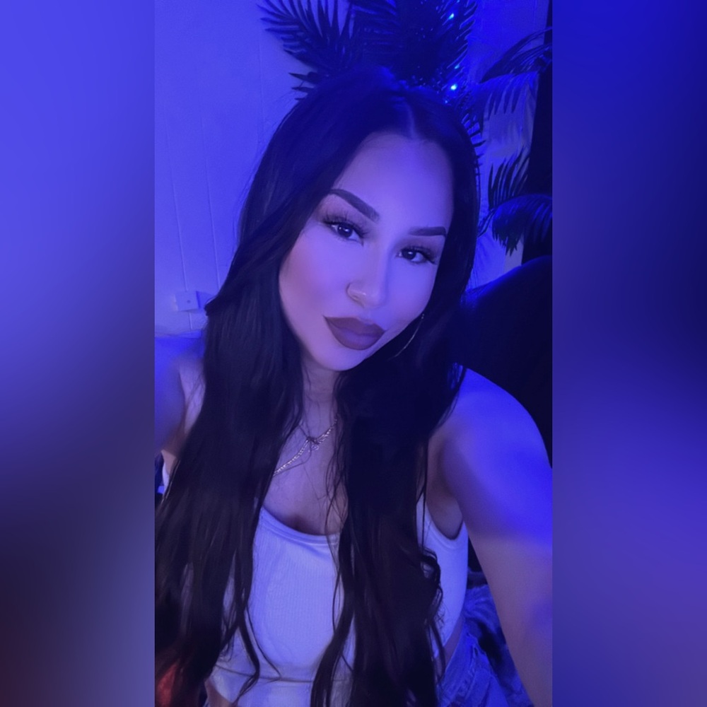 VIOLETTES LIVE UNLISTED ITEMS - Picture 6 of 16